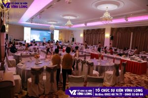 decor tiệc tất niên